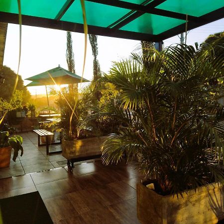 Hotel Recanto Verde Teresina de Goias ภายนอก รูปภาพ