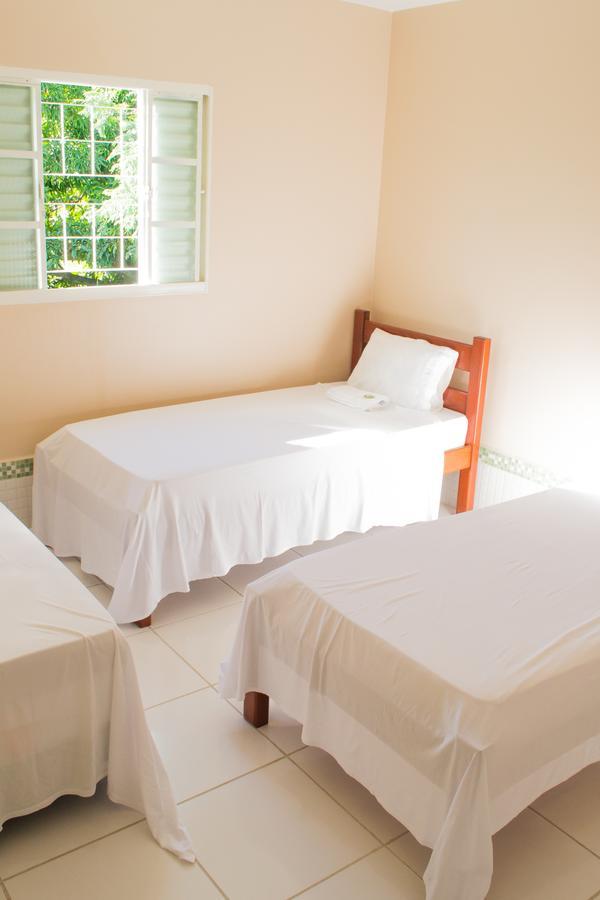 Hotel Recanto Verde Teresina de Goias ภายนอก รูปภาพ
